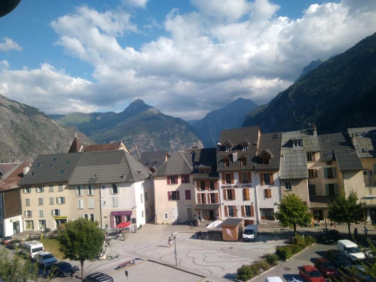 Studio Center Bourg D'Oisans Le Bourg-dʼOisans Eksteriør billede